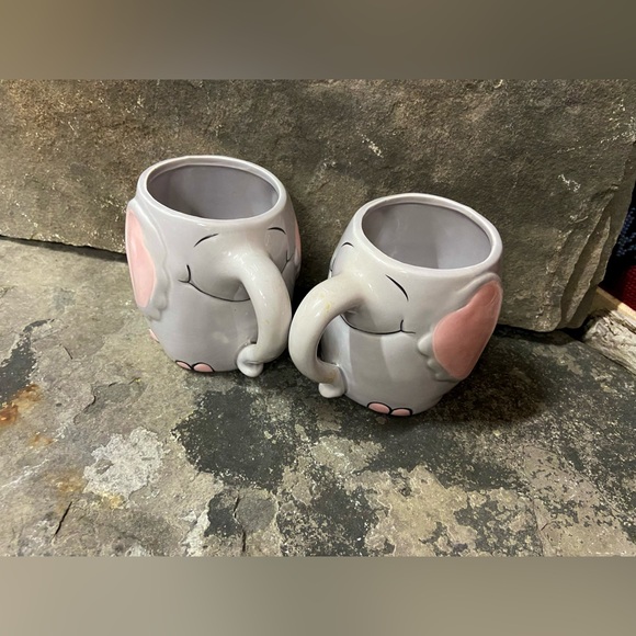 Pair of Ceramic Elephant Mugs/Planter - Picture 1 of 6